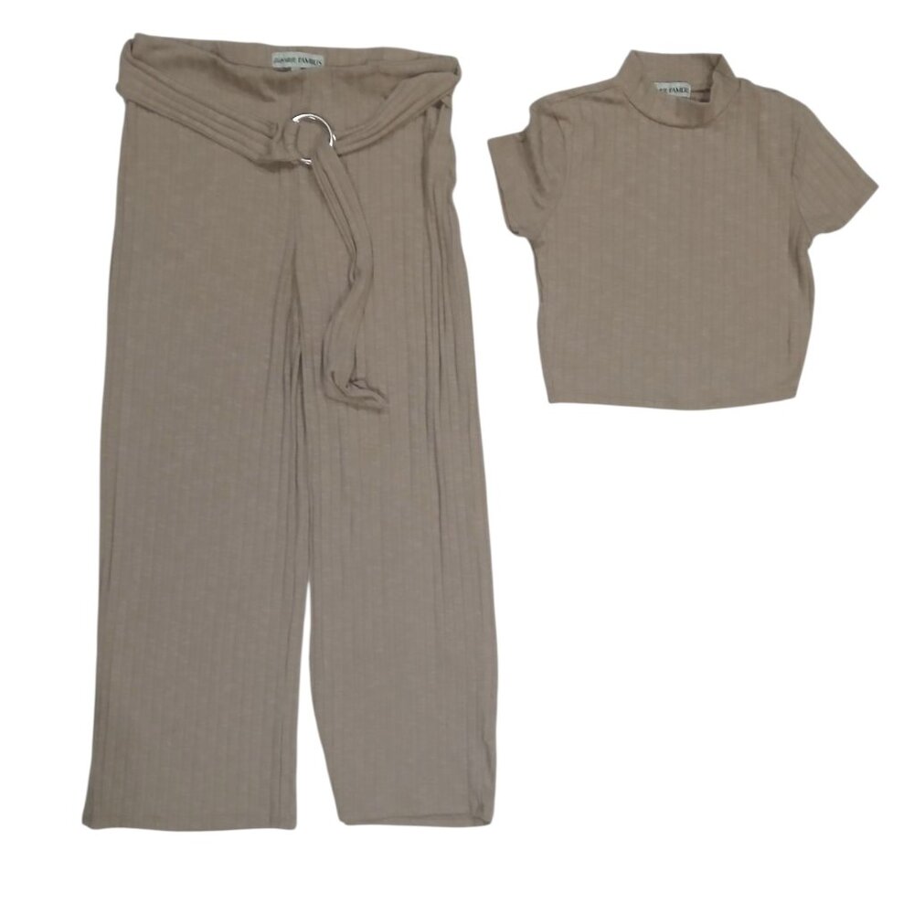 Almost Famous Women's 2 pcs set wide legs long pants & crop top size L.